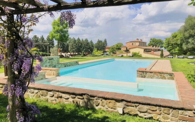 Luxury resort in the Tuscan countryside