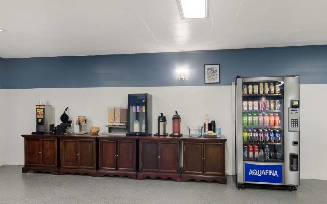 Rodeway Inn & Suites Sidney Historic Downtown I-80