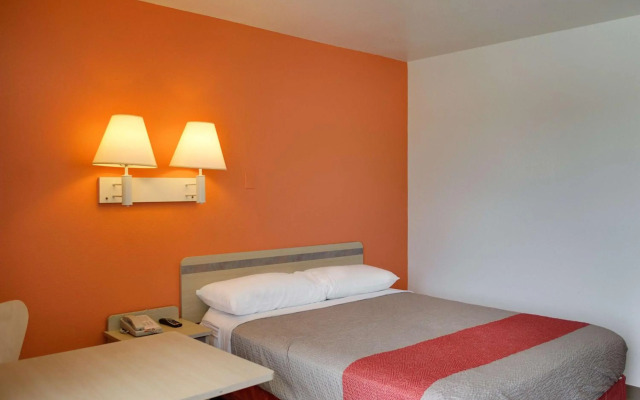 Motel 6 Gulfport, MS – Airport