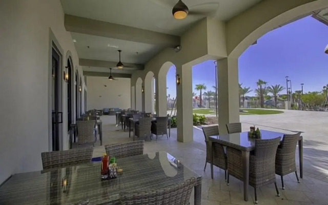 H2u - Evangeline - Cg1427 8 Bedroom Home by Redawning