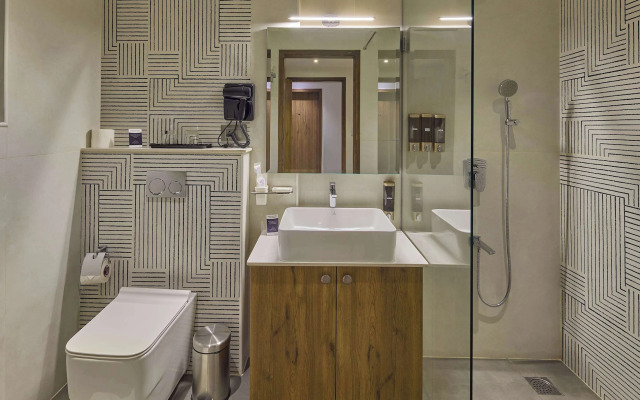 Grand Continent Hebbal a Sarovar Portico Affiliate Hotel