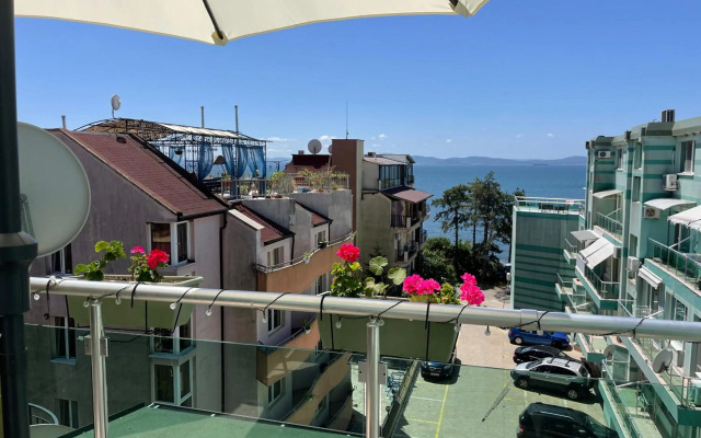 Penthouse Panorama Sea View Apt. Pomorie