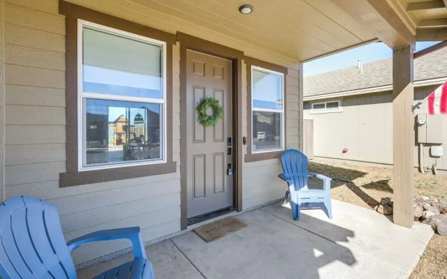 Flagstaff-area Family Home w/ Hot Tub & Patio