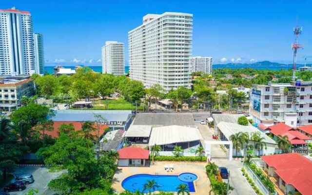 Royal Park Pool Villa Pattaya