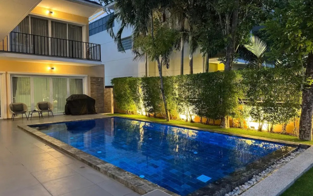 Luxury with Ocean Views&Private Rooftop