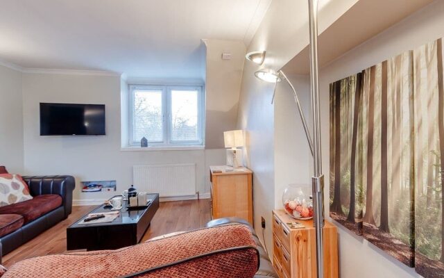 City Apartment With Rural Charm