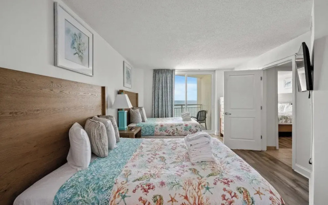 Units at Sandy Beach Resort by Elliott Beach Rentals