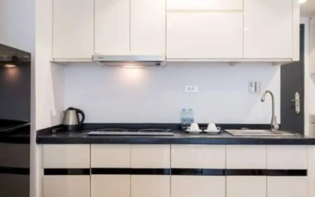 Bellavita Service Apartment