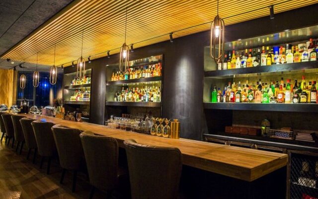 Hangzhou Yunhe Atour Hotel