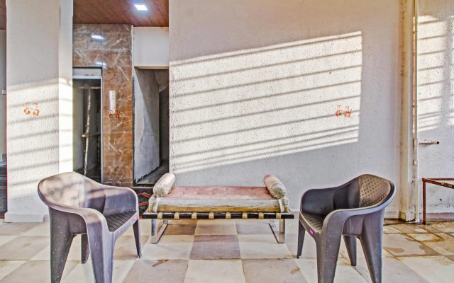 Flagship 93292 Hotel White House