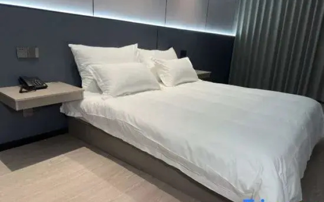 Yixing Hotel