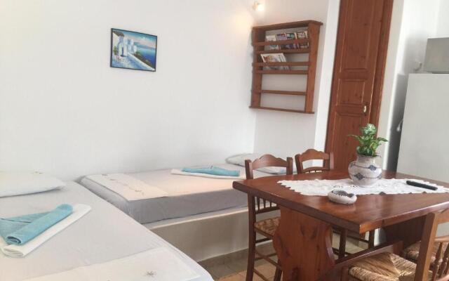 Anna's Studio