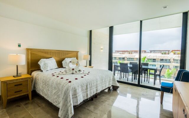 Contemporary Design Oceana 422 Playa del Carmen Condo by Redawning