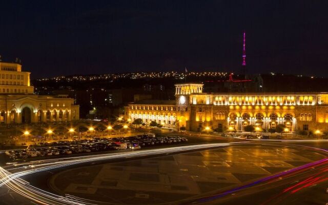 Best Hostel Republic Square