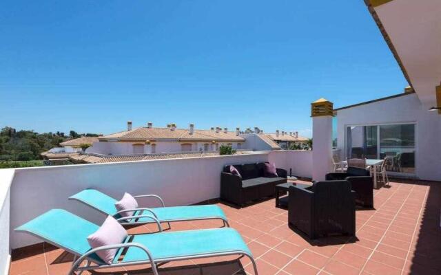 Puerto Banus Ático de 4 Habitaciones