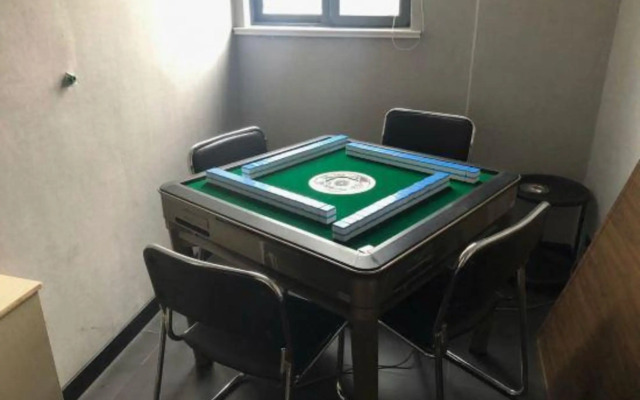 Junyi Chain Hotel (Jiangsu University of Technology)