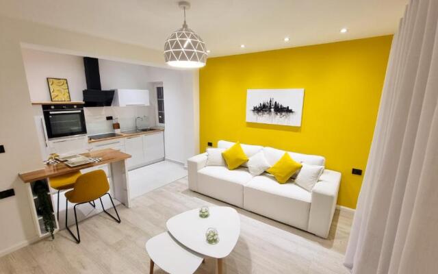 'The Yellow' Condo