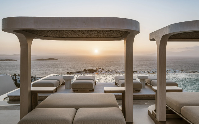Lovia Mykonos