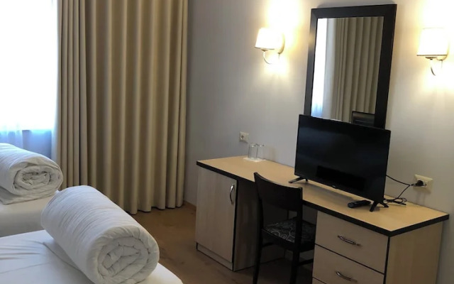 Riverside rooms at Hotel Fieri