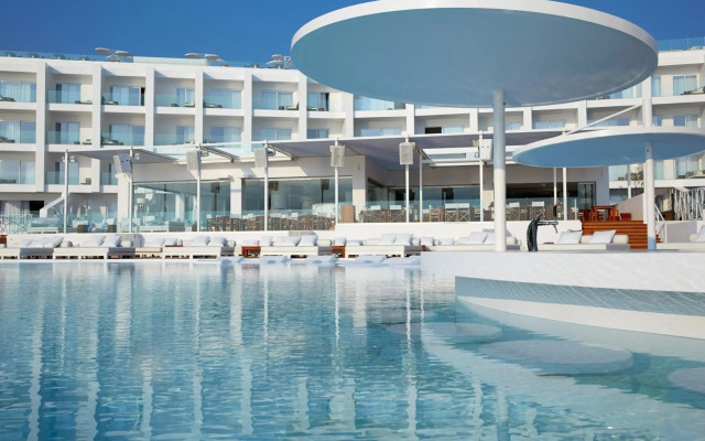 Nikki Beach Resort & Spa Porto Heli