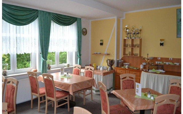 Pension & Restaurant " Zum Harzer Jodlermeister"