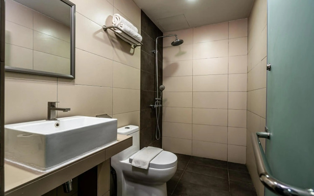 1 Orange Hotel Sungai Buloh