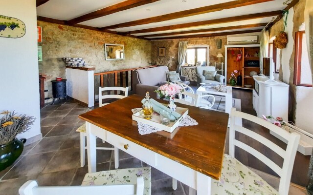 Amazing Home in Lovran With 2 Bedrooms and Wifi