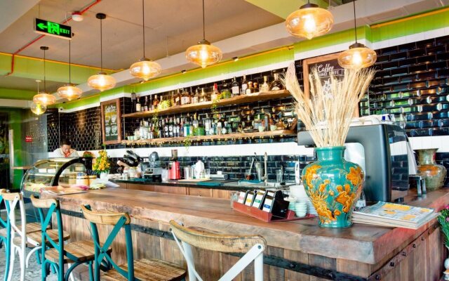 Papaya Saigon Central Hotel