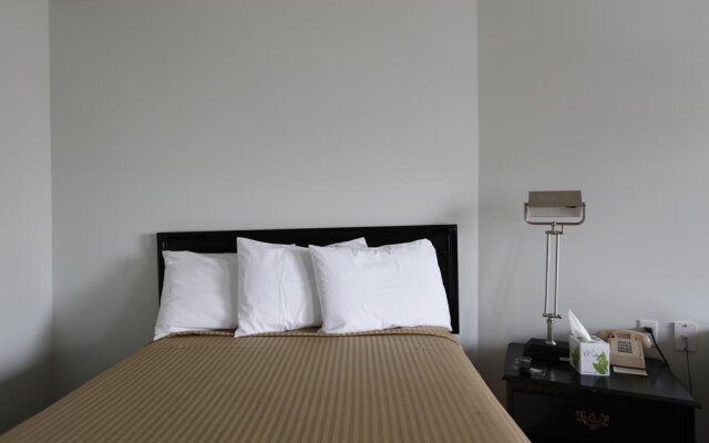 Plaza Motel Clyde