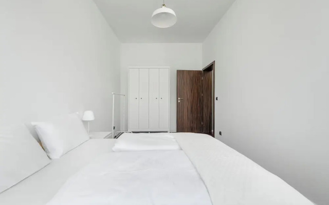Wrocław Krzyki Apartment by Renters