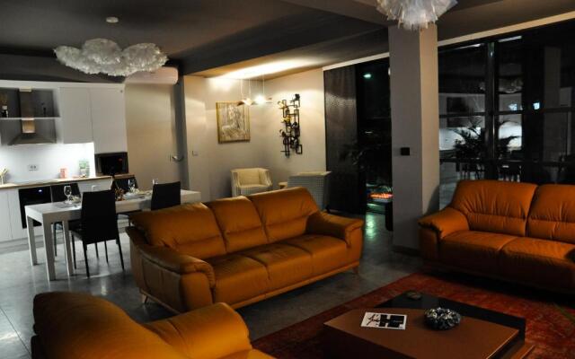 Rubio Residence - Accmonia Luxury Apartment