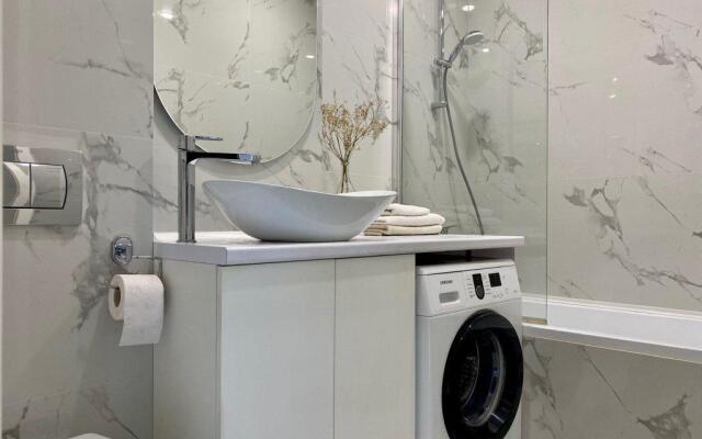 Alicekeys (Алискис) на улице Молодогвардейская 2/90