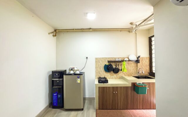 Beranda Istirahat 2BR Laguna Pluit