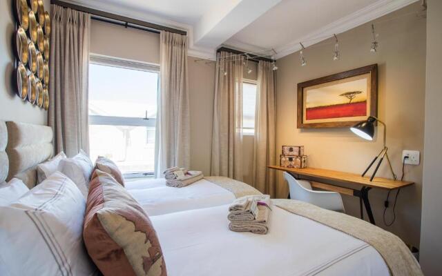 dk villas 2 The Boardwalk - Hout Bay