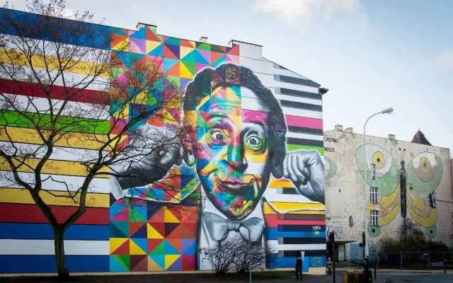 Lumina studios near the railway station