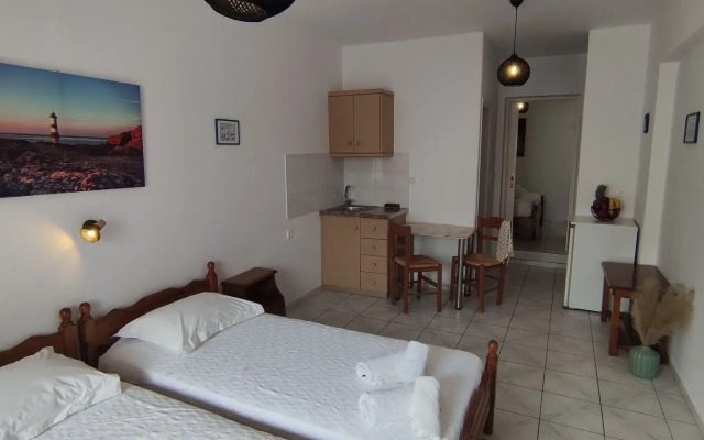 Kapetanos Rooms