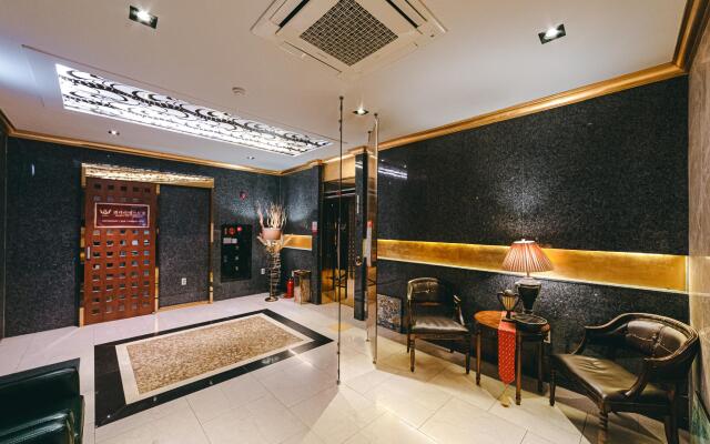 Tongyeong Gallery Hotel