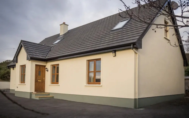 The Cottage, Recess