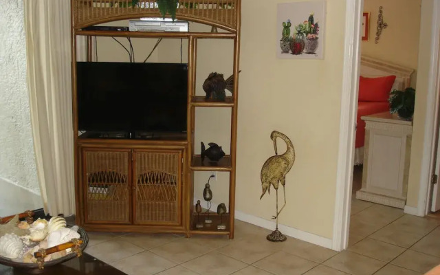 Seaside Beach & Racquet Club 4208