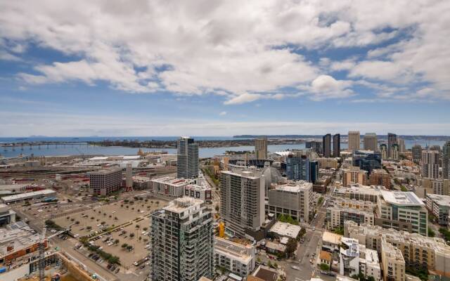 2 Bedroom  2 Bathroom Stunner