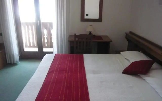 Hotel Cadria