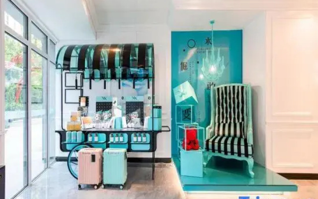 Xana Lite Hotel (Jinan Huayuandong Road Subway Station)