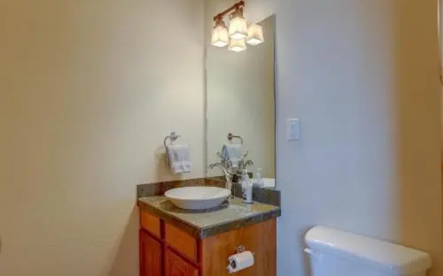 B2-River View-AC-3BR/3.5BA