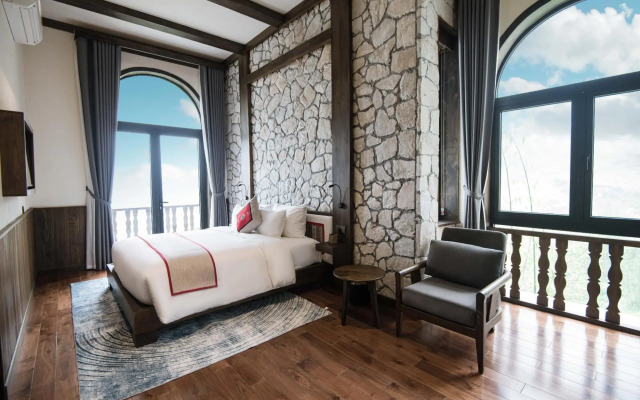 Sapa CatCat Hills Resort