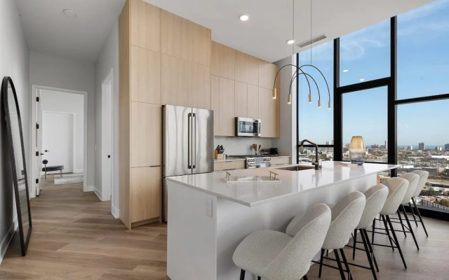 Group Escape 2 Luxury 3BR Penthouses