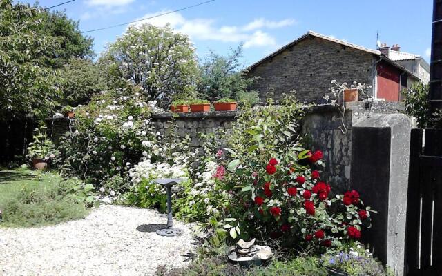 Les Roses Trémières