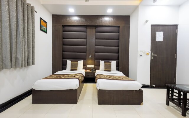 Hotel Red Castle 4 Star