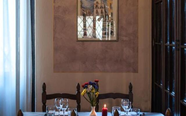 Tuscan Sun Holiday Apartments