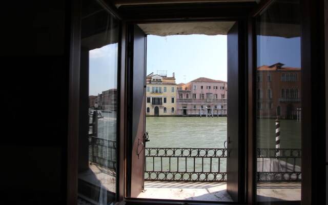 City Apartments - Leonardo