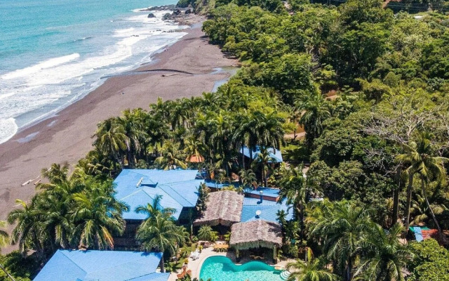 Marea Brava Hotel & Villas